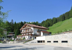 Отель Apartments & Garnì Pre Da Nai, Бадия